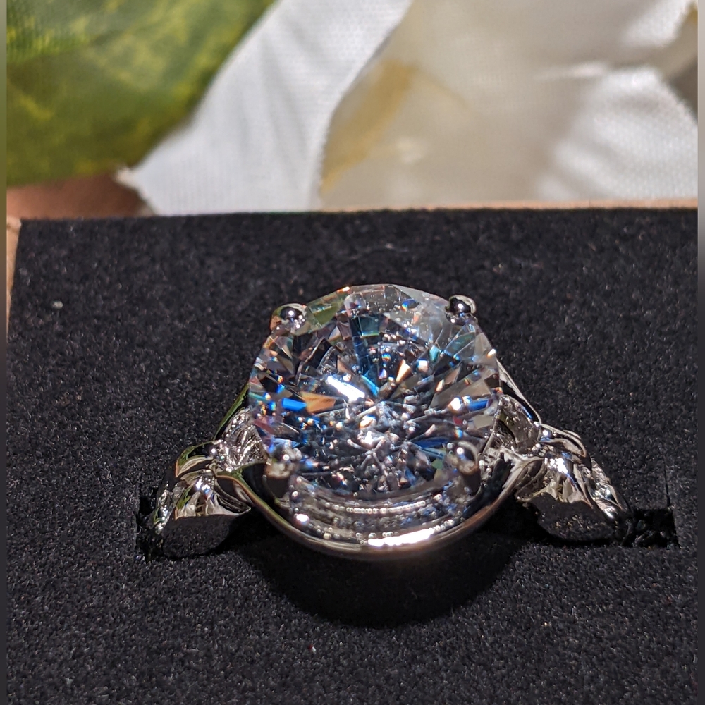 925 Sterling Ring. Size 7